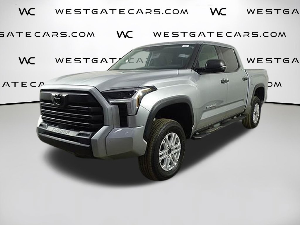 Used 2022 Toyota Tundra SR5 w/ SR5 Convenience Package AWD/4WD 360° Tour