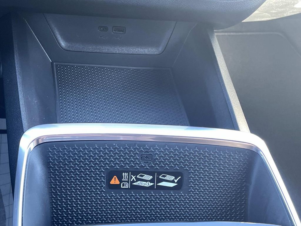 New 2026 Chevrolet Equinox LT w/ Convenience Package II FWD image 24