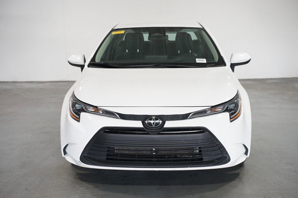 Used 2023 Toyota Corolla LE video 2