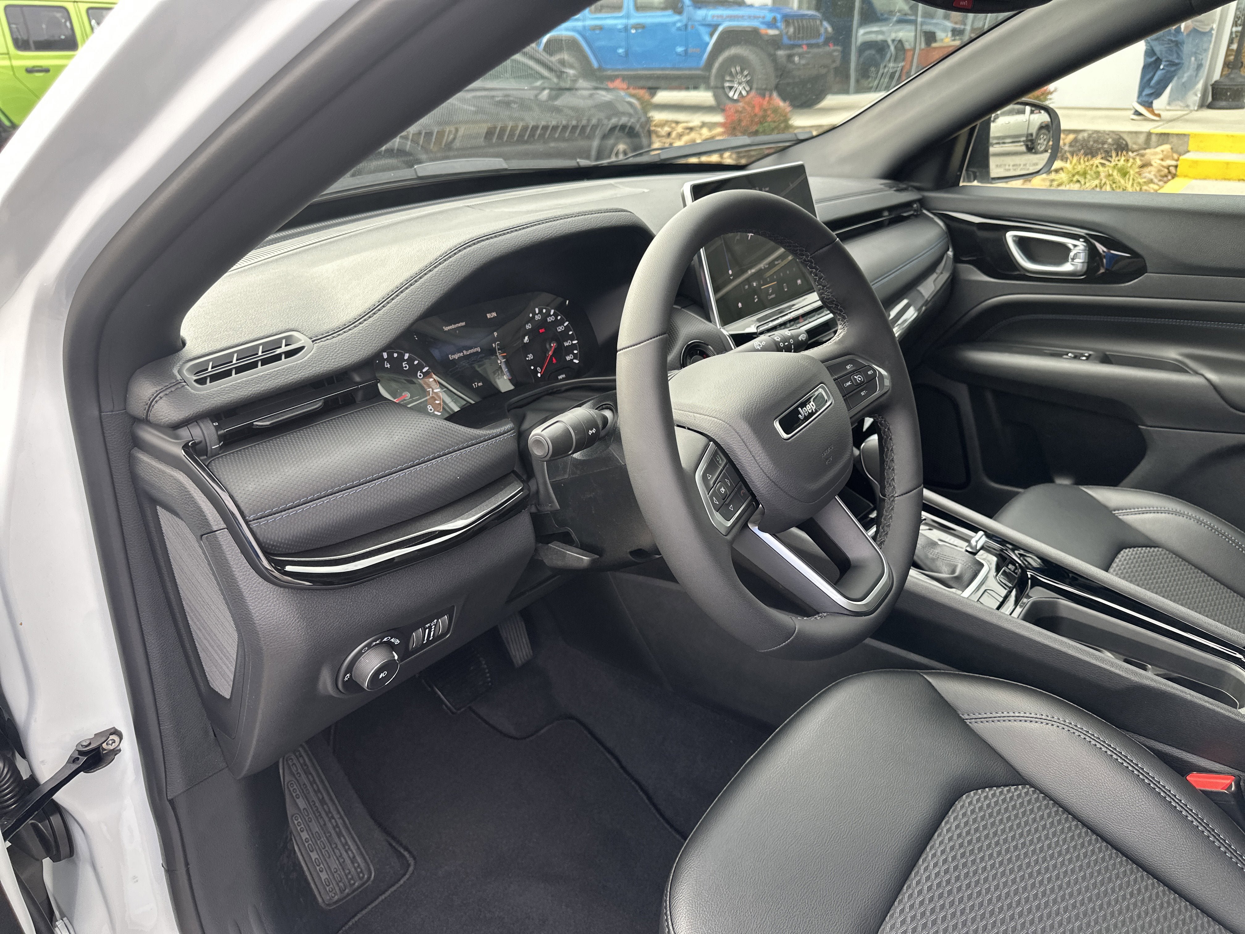 New 2026 Jeep Compass Latitude AWD/4WD image 14