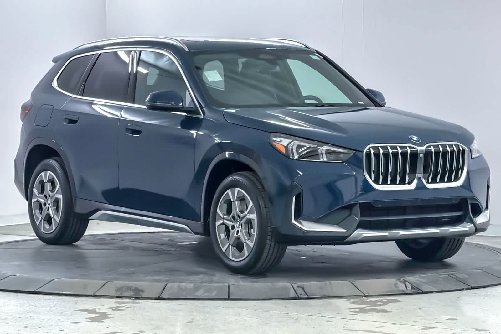 New 2026 BMW X1 xDrive28i w/ Convenience Package AWD/4WD image 9