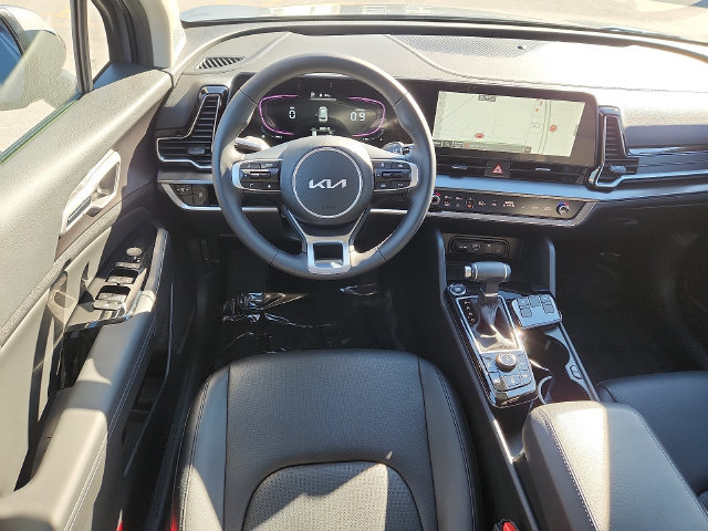 Used 2025 Kia Sportage EX AWD/4WD image 11