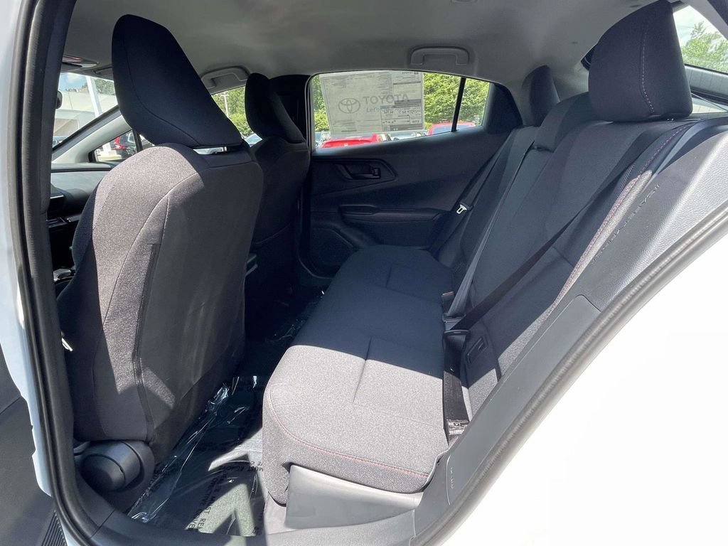 New 2026 Toyota Prius Plug-In Hybrid FWD image 17