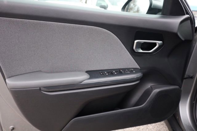 Used 2025 Kia K4 EX image 21