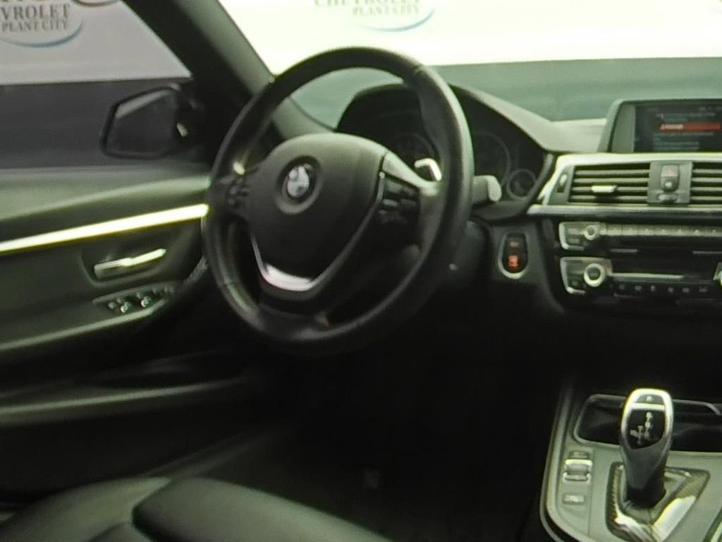 Used 2018 BMW 330i Sedan RWD image 16