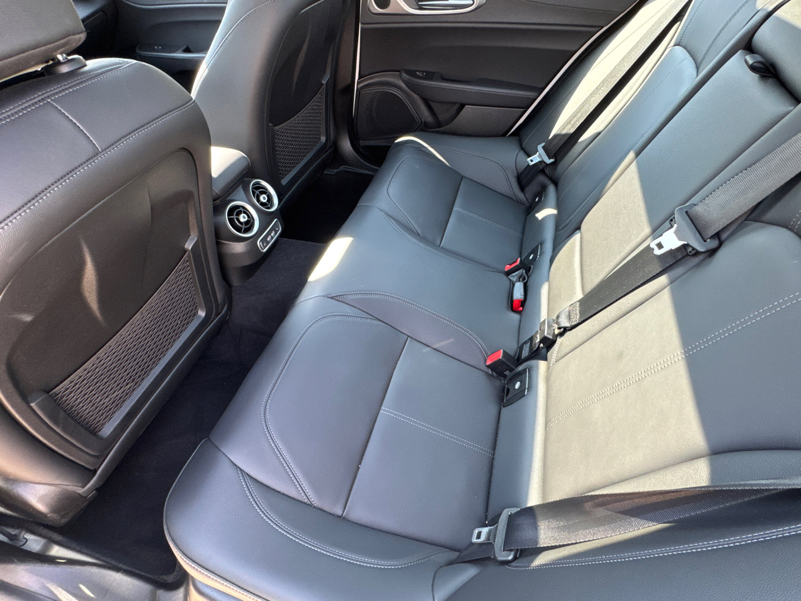 Used 2024 Alfa Romeo Giulia Ti w/ Active Assist Plus Package image 24