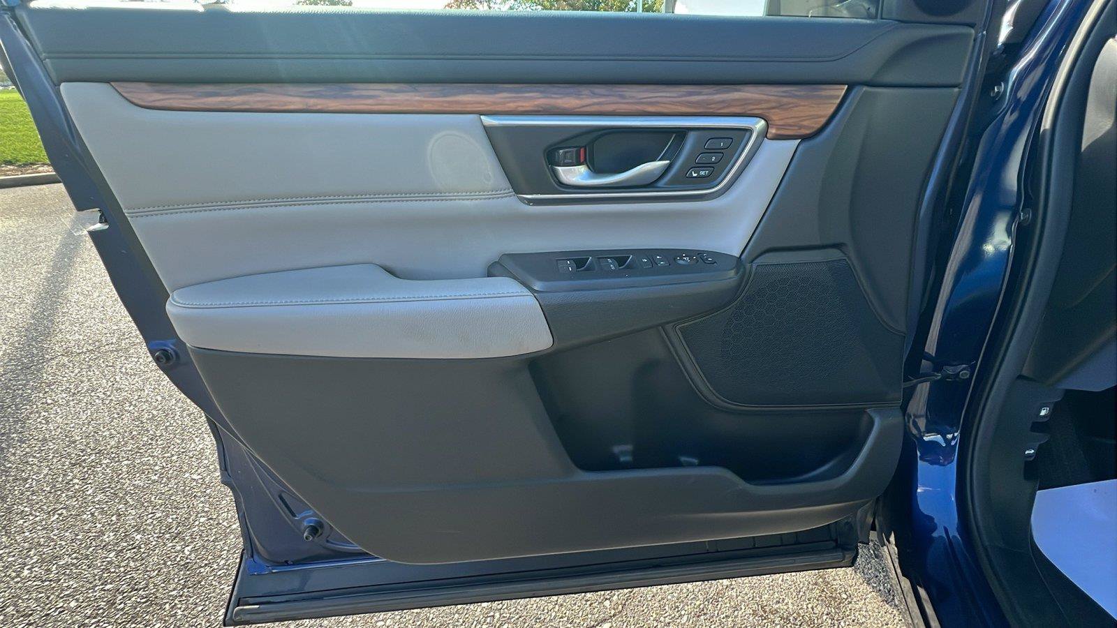Used 2019 Honda CR-V EX-L image 22