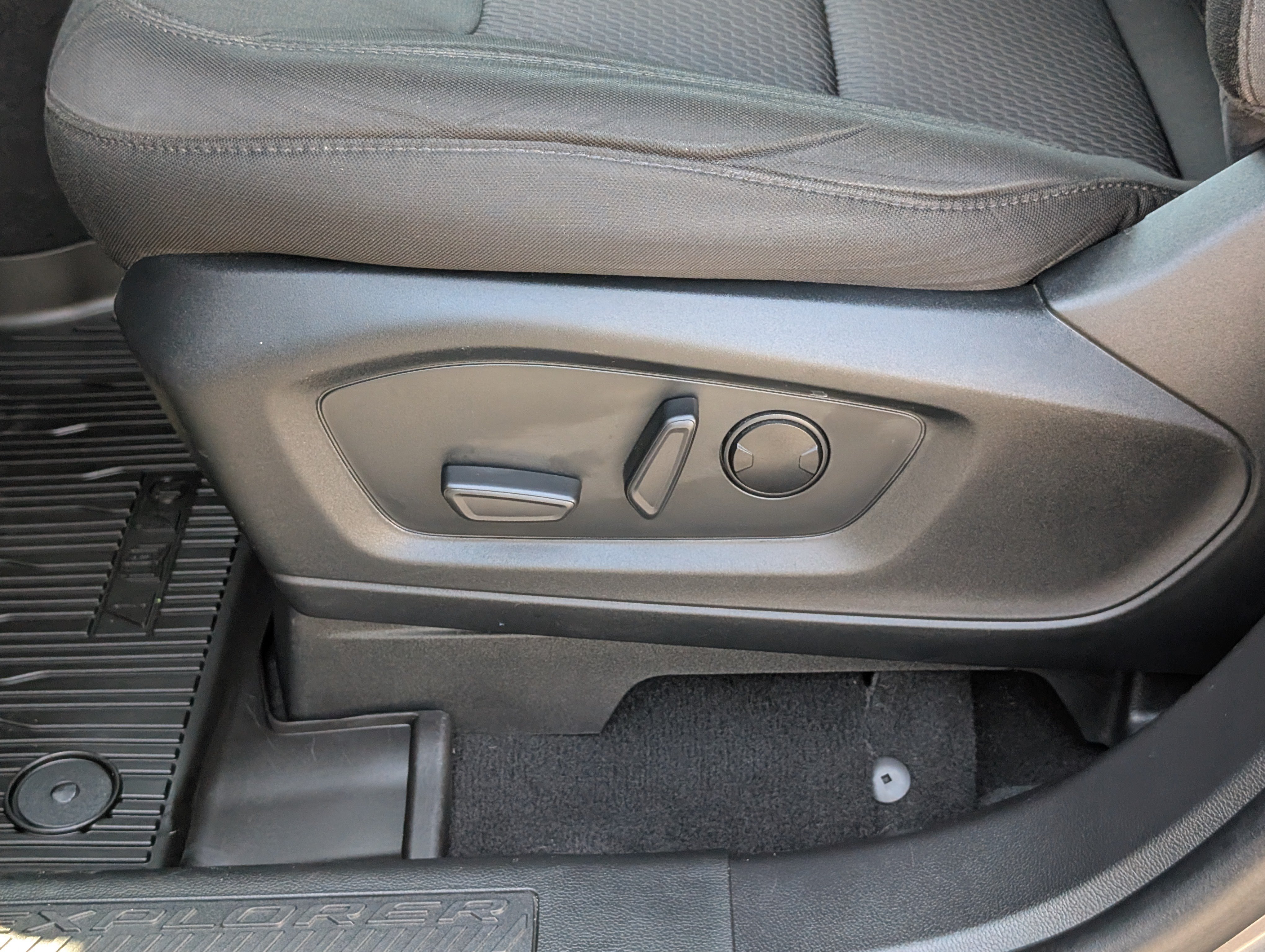 Certified 2023 Ford Explorer XLT AWD/4WD image 21