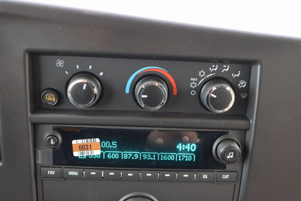 New 2025 Chevrolet Express 3500 w/ Chrome Appearance Package RWD image 8