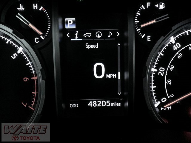 Used 2022 Toyota 4Runner Limited image 10