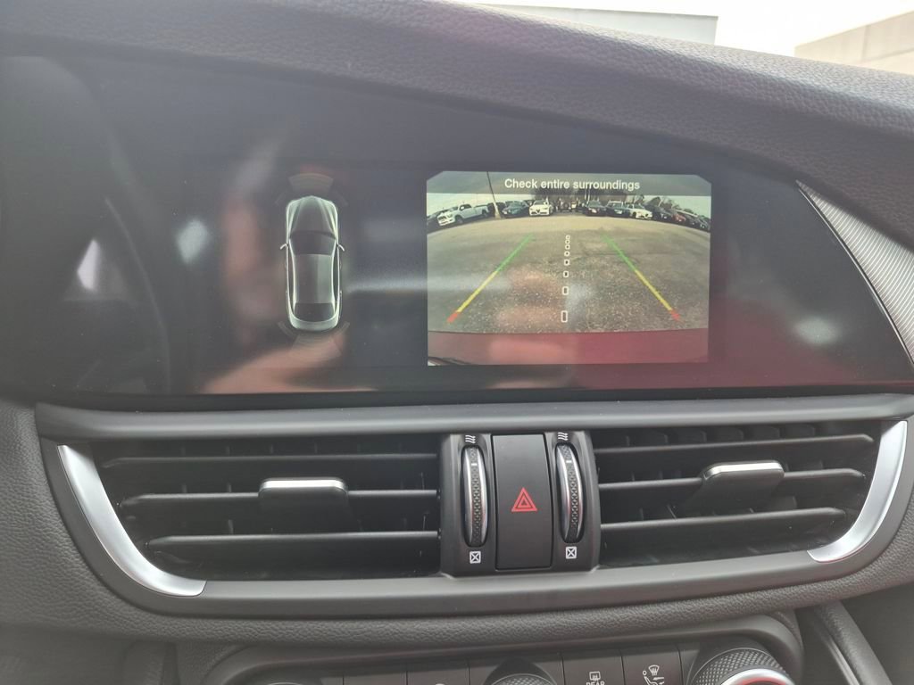 New 2025 Alfa Romeo Giulia w/ Driving Assist Package image 16