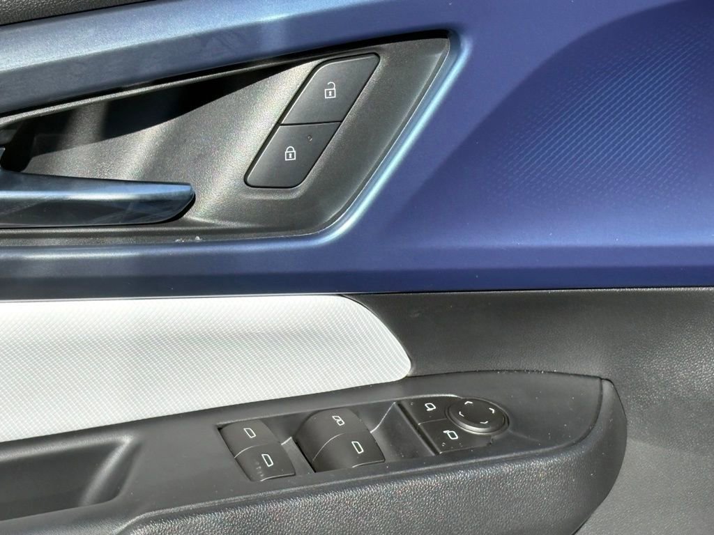 New 2026 Chevrolet Equinox EV LT image 31