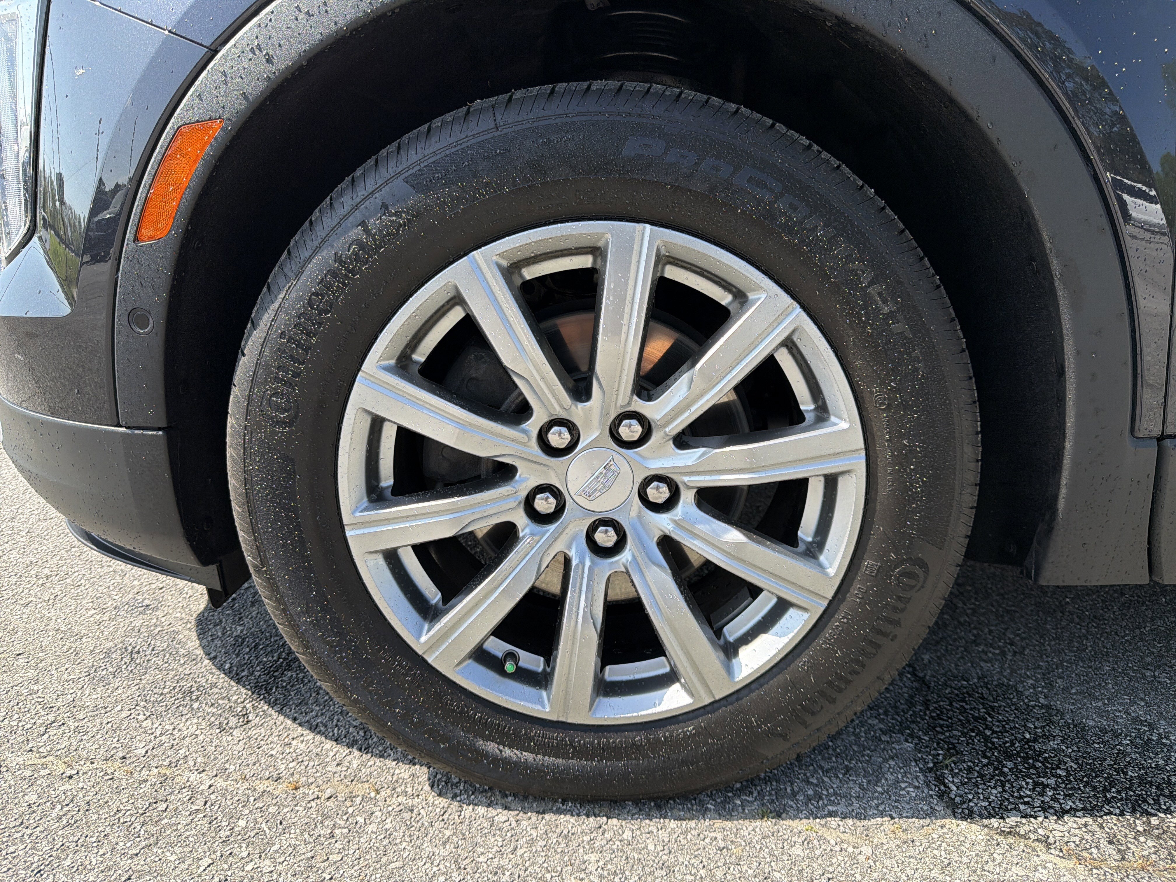 Used 2023 Cadillac XT4 Premium Luxury w/ Enhanced Visibility Package image 14