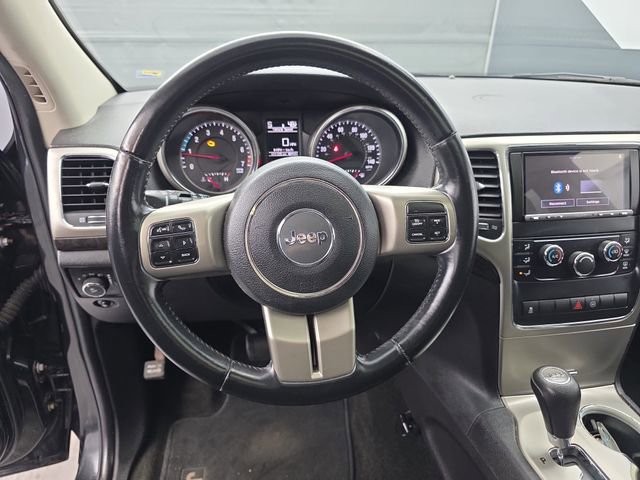 Used 2012 Jeep Grand Cherokee Laredo w/ Laredo E Group image 17