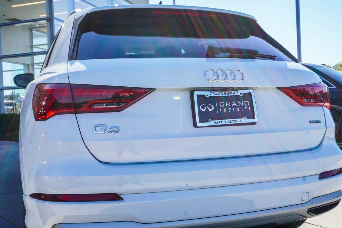 Used 2019 Audi Q3 2.0T Premium image 11