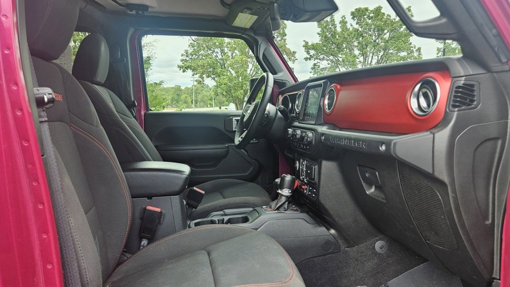 Used 2021 Jeep Wrangler Unlimited Rubicon image 10