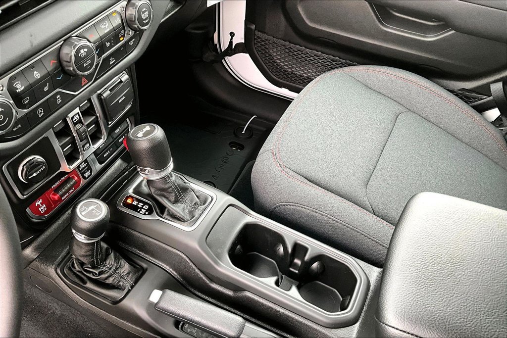 New 2026 Jeep Wrangler Unlimited Rubicon AWD/4WD image 11