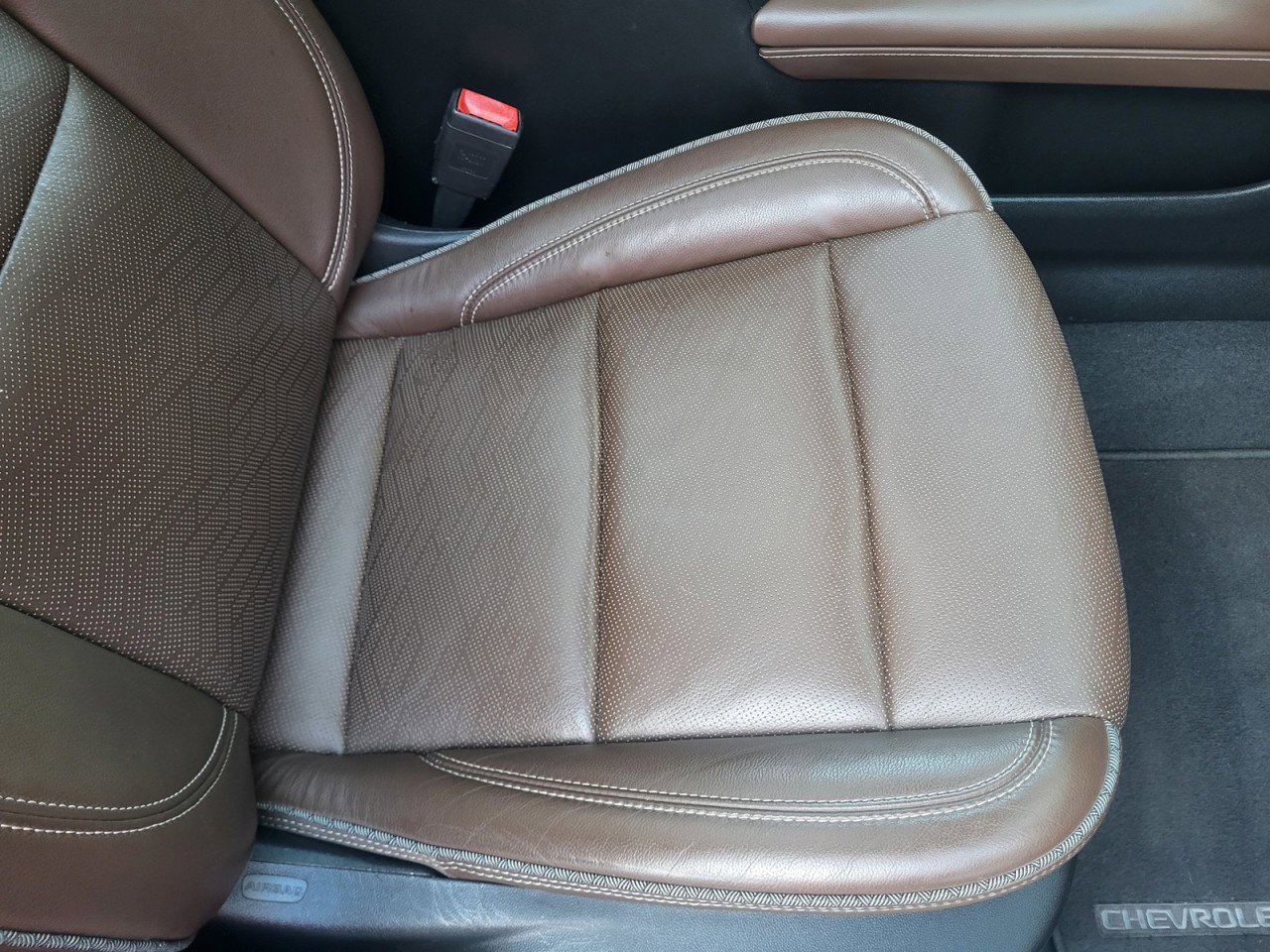 Used 2021 Chevrolet Suburban High Country w/ Premium Package image 42