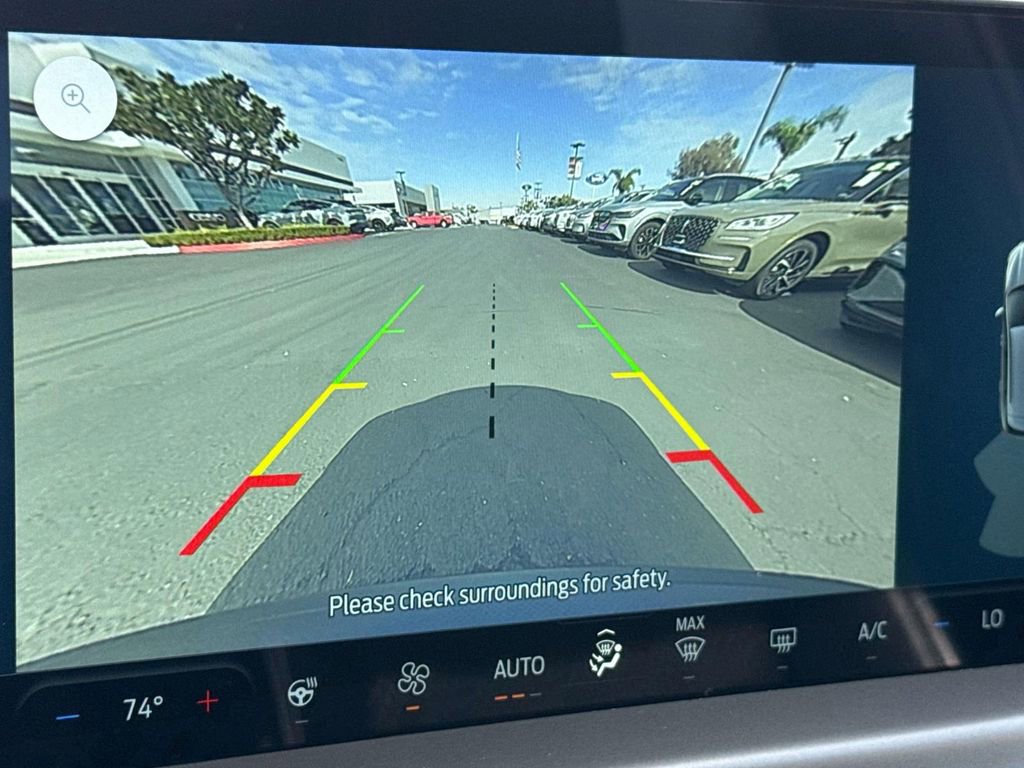 Used 2025 Ford Escape SE image 26