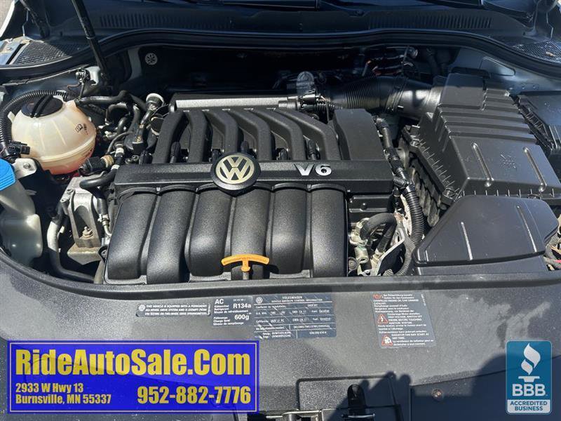 Used 2009 Volkswagen Passat VR6 AWD/4WD image 23