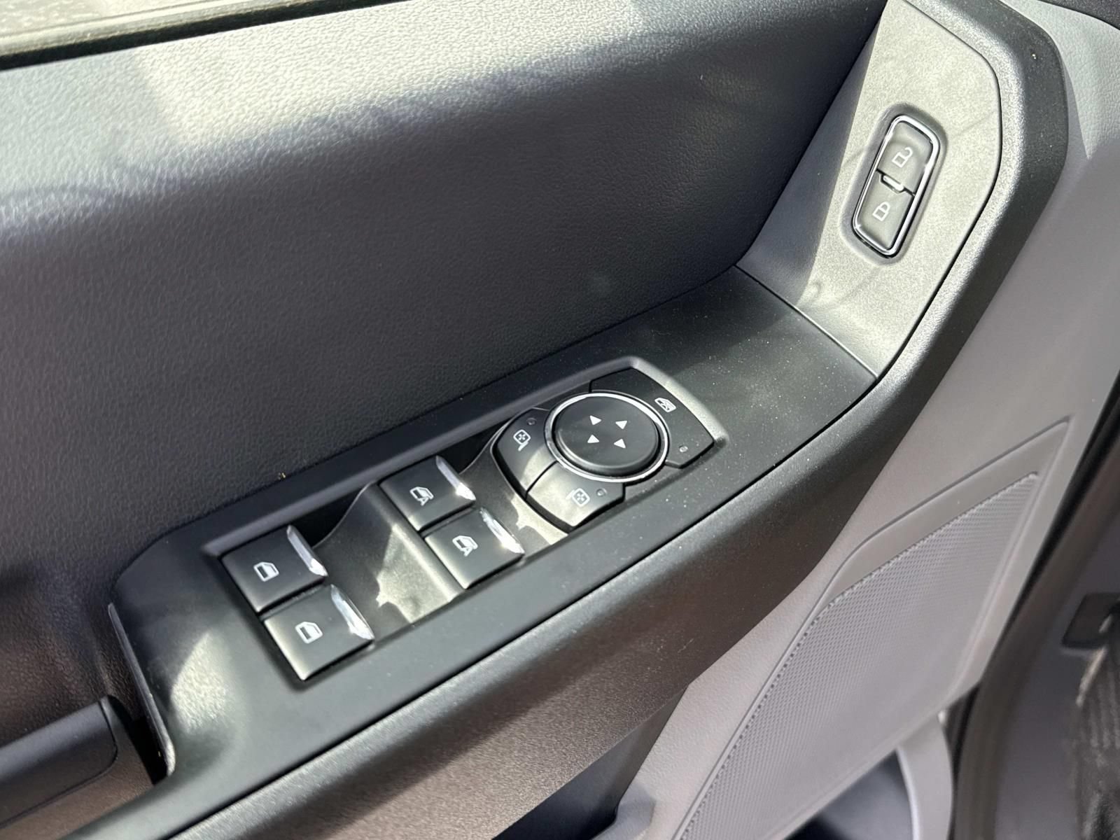 New 2026 Ford F550 4x4 Supercab Super Duty image 19
