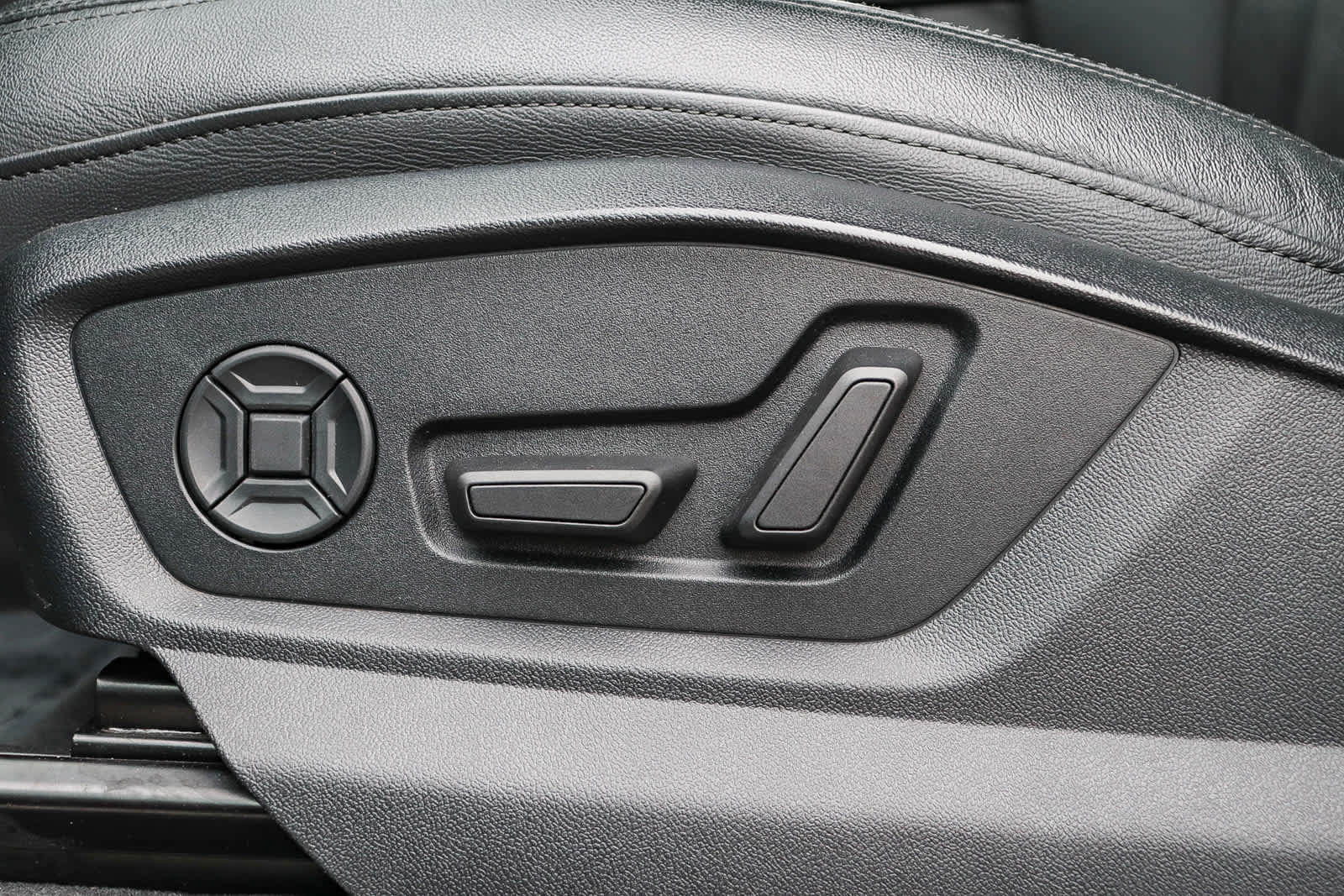 Used 2023 Audi Q7 2.0T Premium w/ Convenience Package image 27