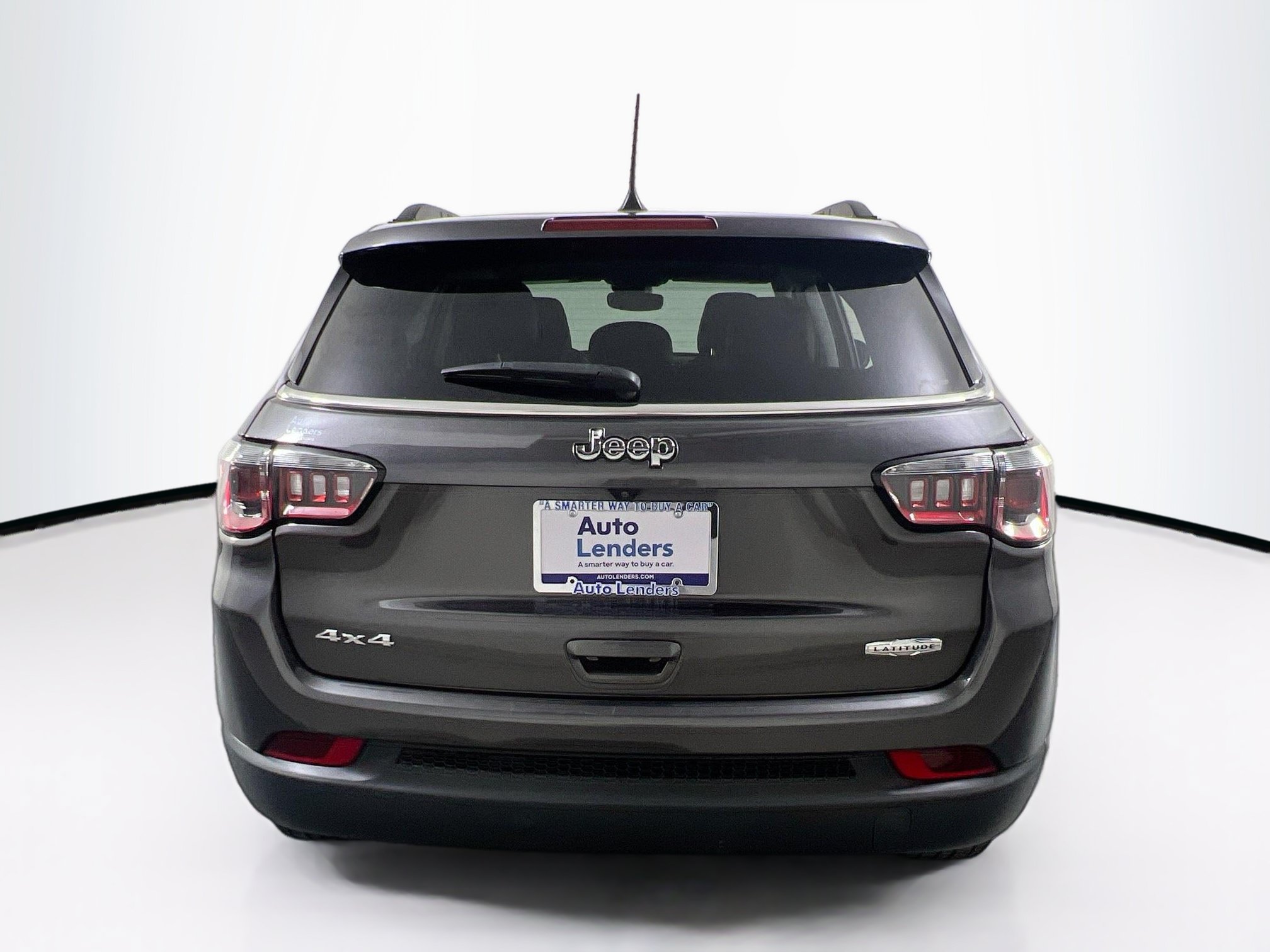 Used 2022 Jeep Compass Latitude w/ Sun and Sound Group AWD/4WD image 6