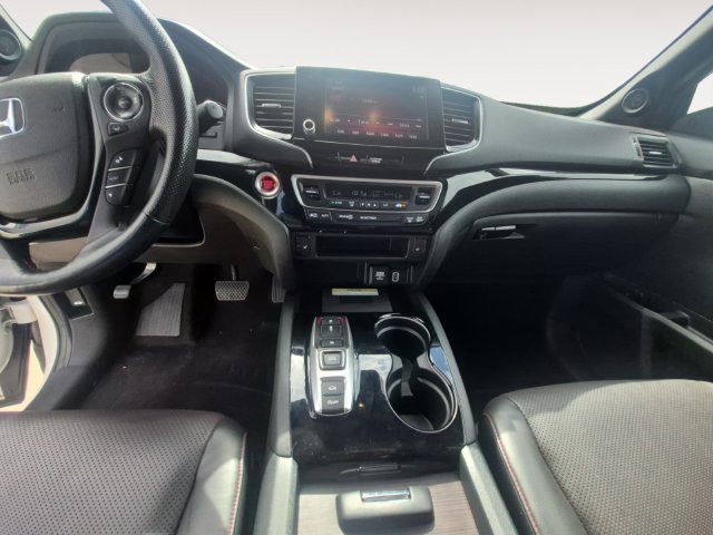 Certified 2023 Honda Ridgeline Black Edition image 11