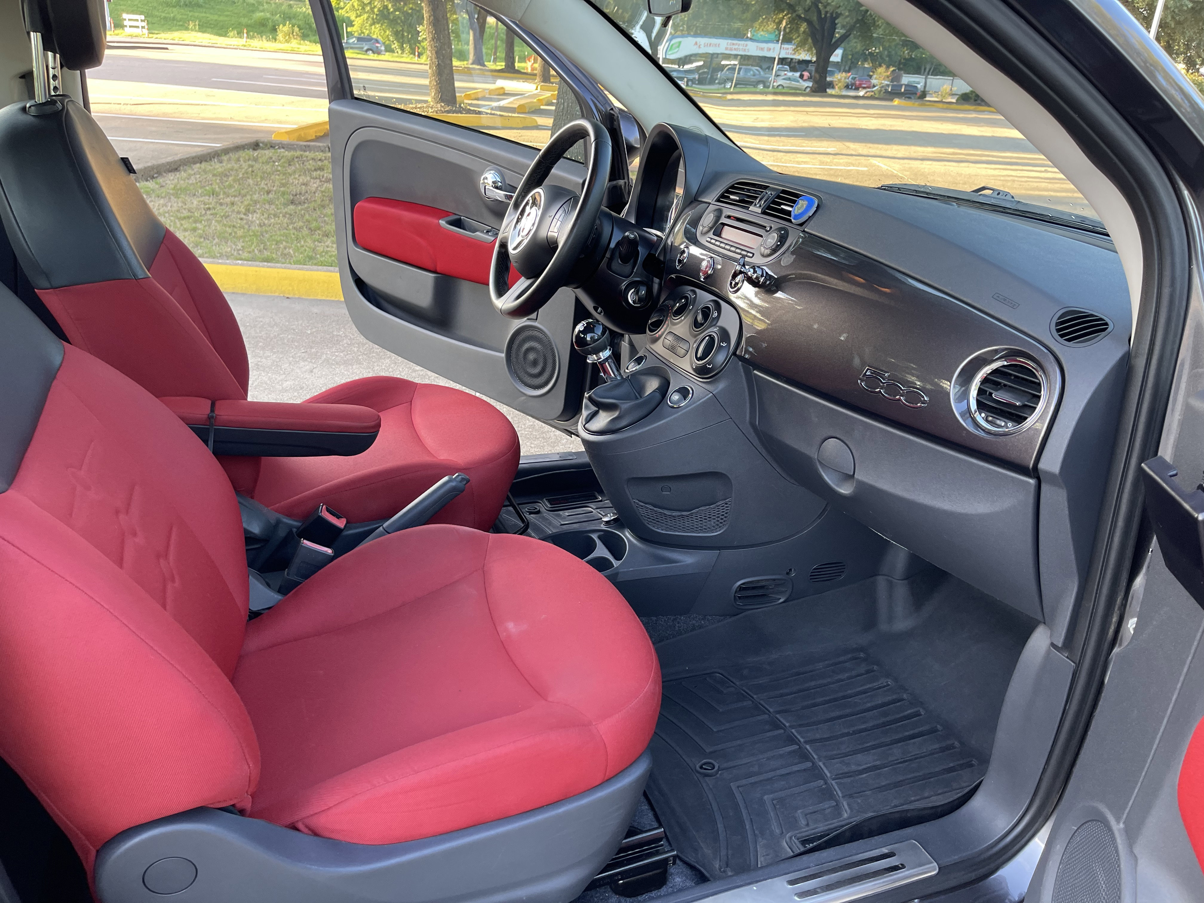 Used 2014 FIAT 500 Pop image 11