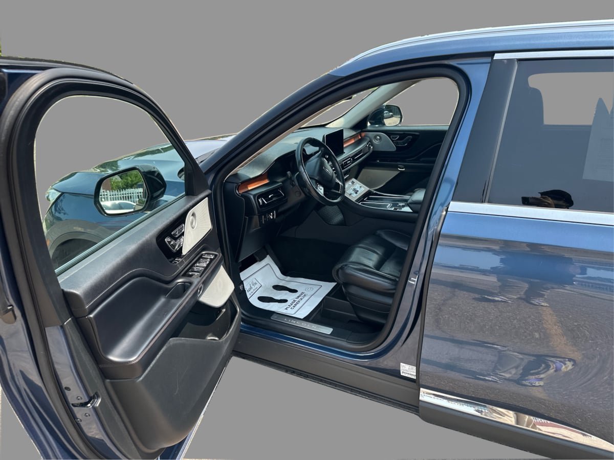 Used 2020 Lincoln Aviator Reserve w/ Equipment Group 202A AWD/4WD image 20