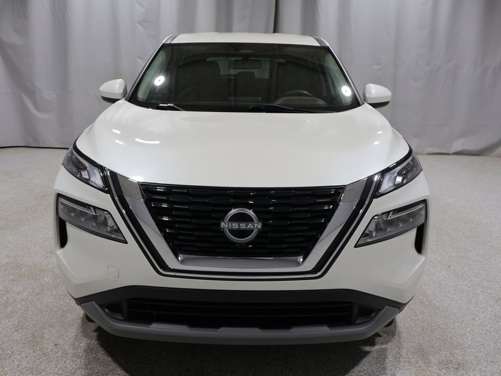 Used 2023 Nissan Rogue SV AWD/4WD image 6