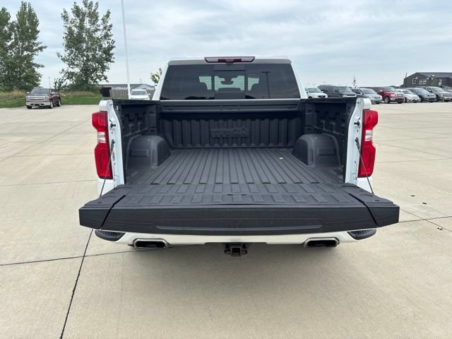 Used 2021 Chevrolet Silverado 1500 High Country w/ Technology Package AWD/4WD image 29