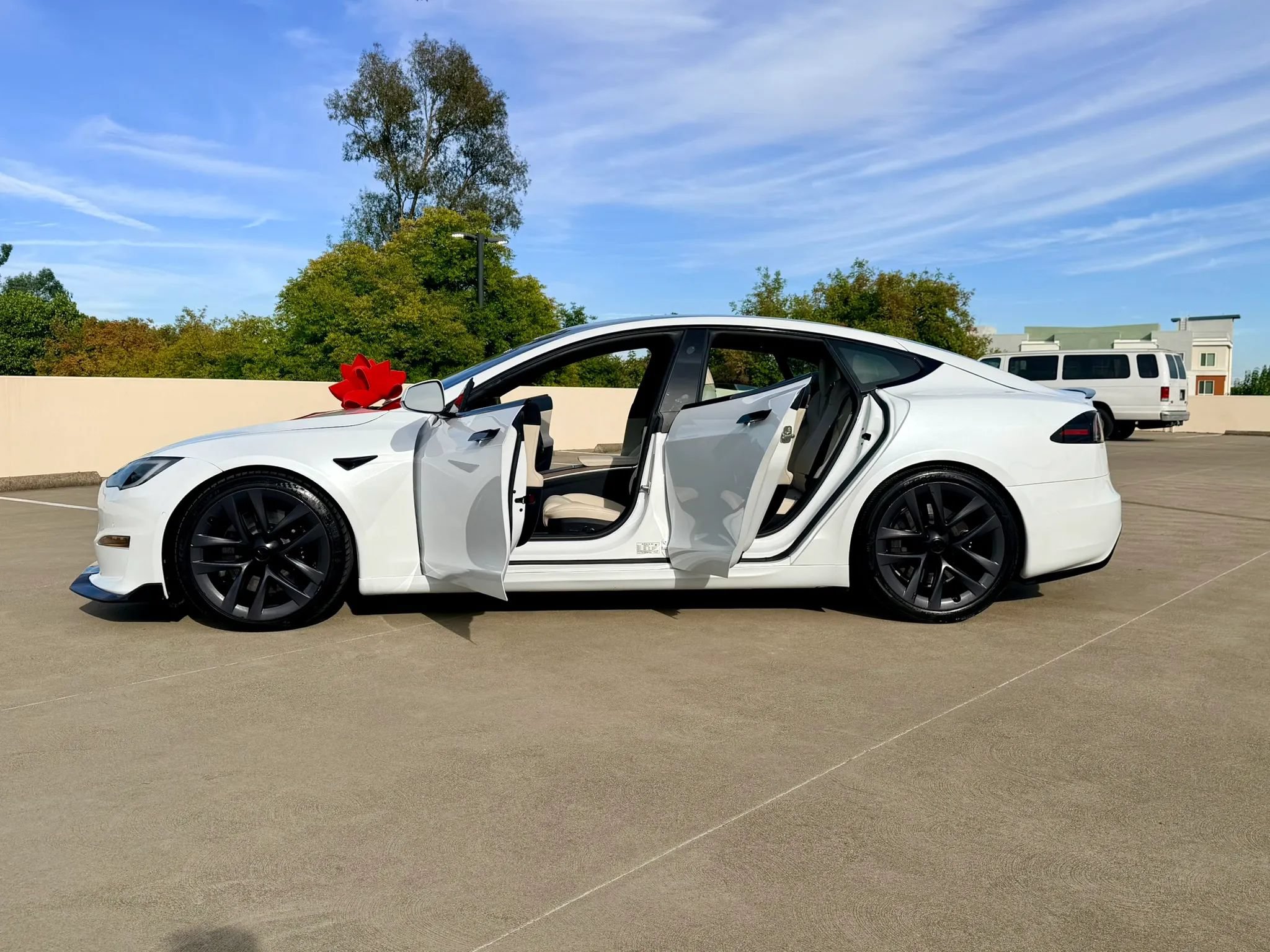 Used 2022 Tesla Model S Standard Range AWD/4WD image 86