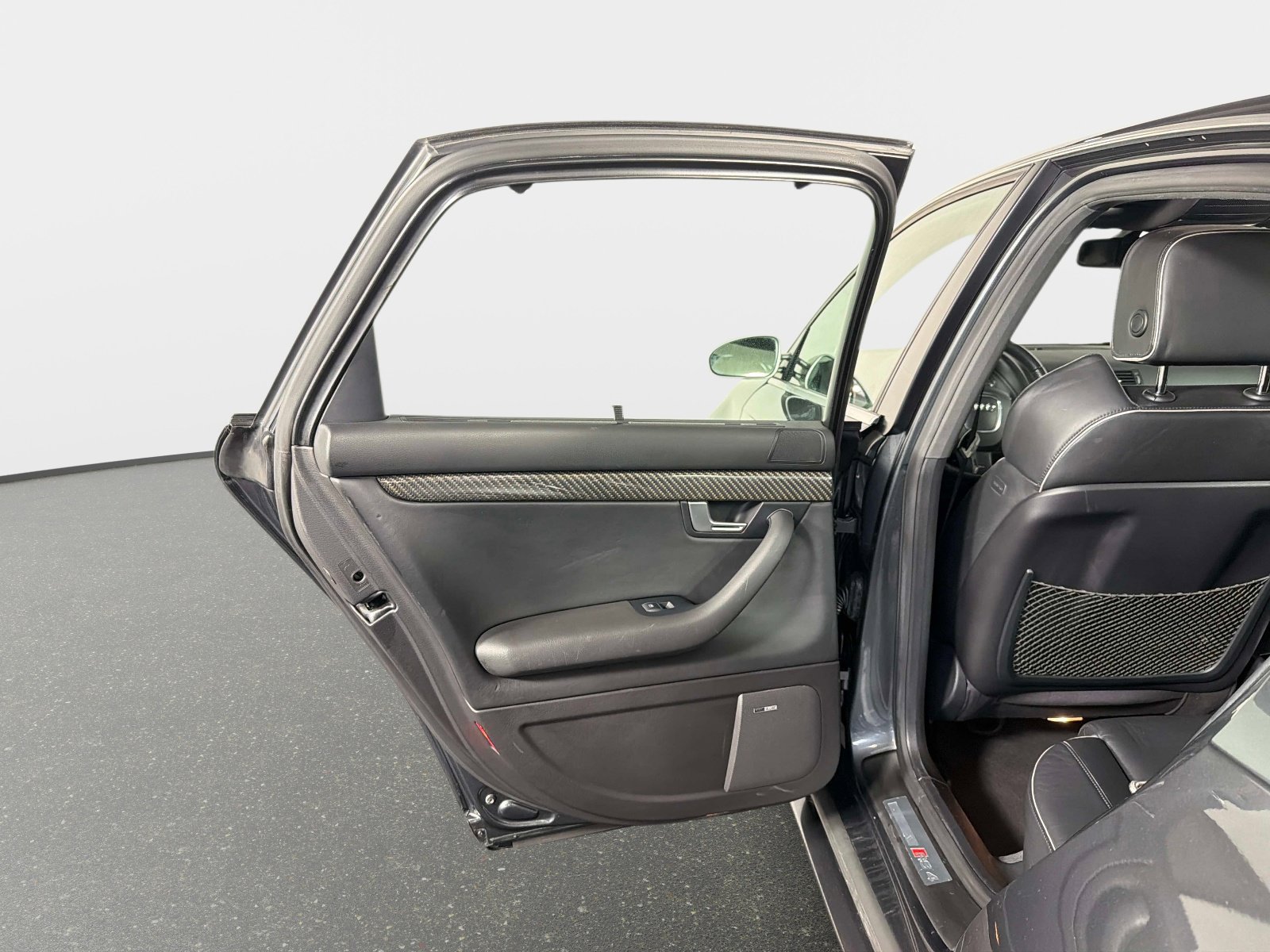 Used 2007 Audi RS 4 Sedan image 31