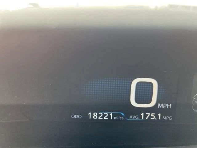 Used 2020 Toyota Prius Prime XLE w/ Carpet Mat Package FWD image 10