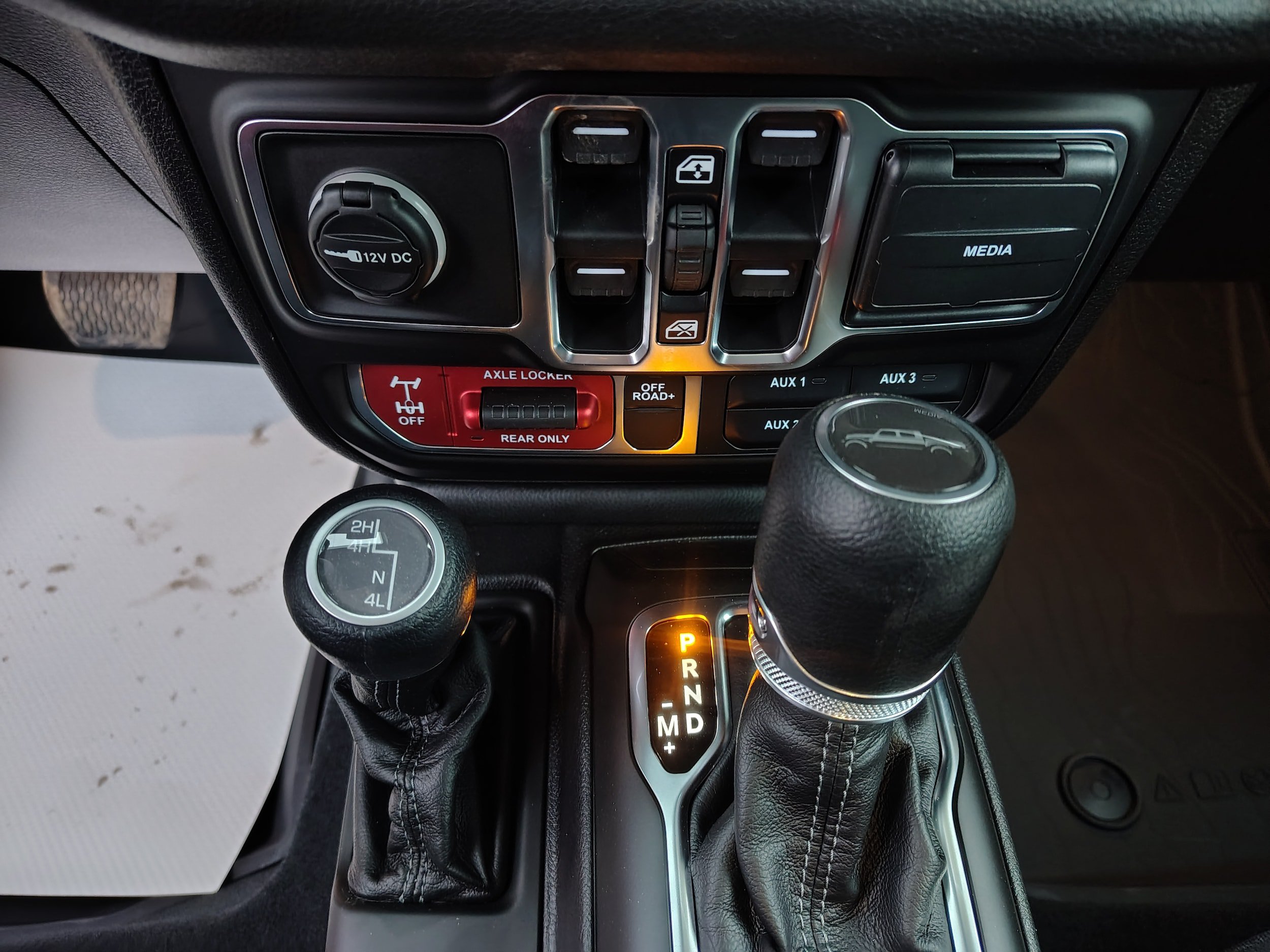 New 2026 Jeep Gladiator Sport AWD/4WD image 31