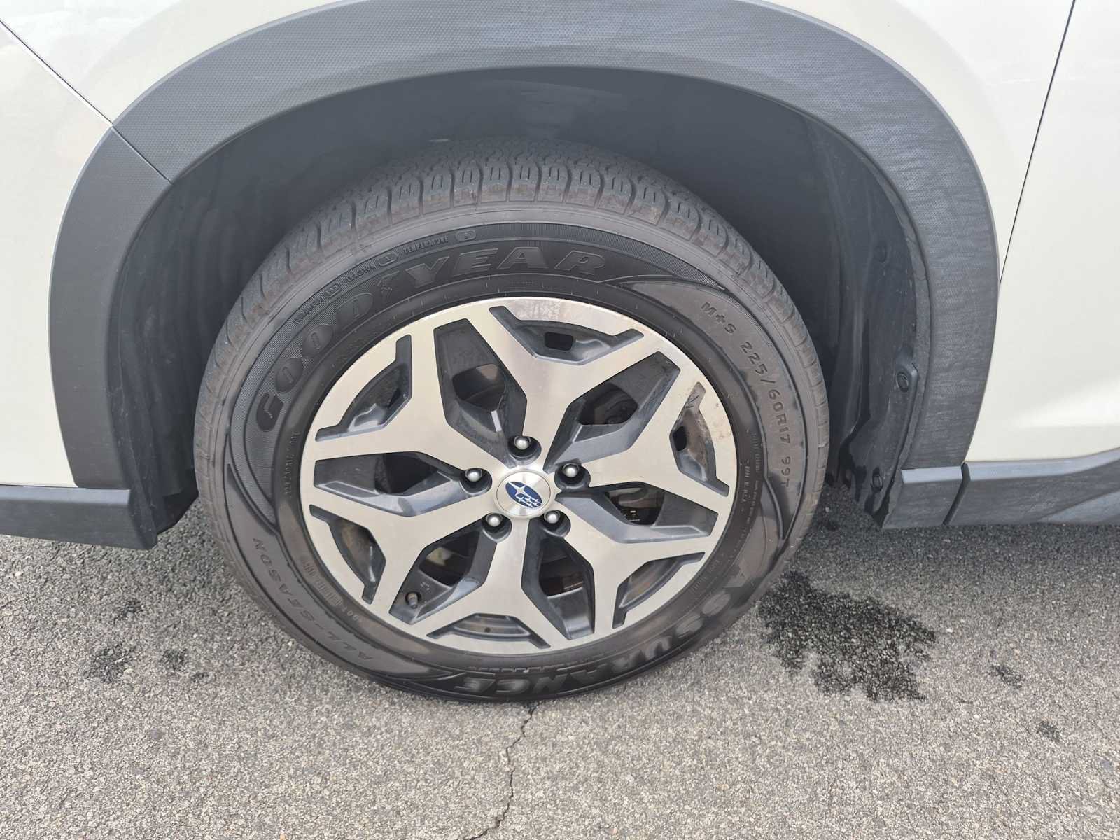 Certified 2023 Subaru Forester Premium AWD/4WD image 14