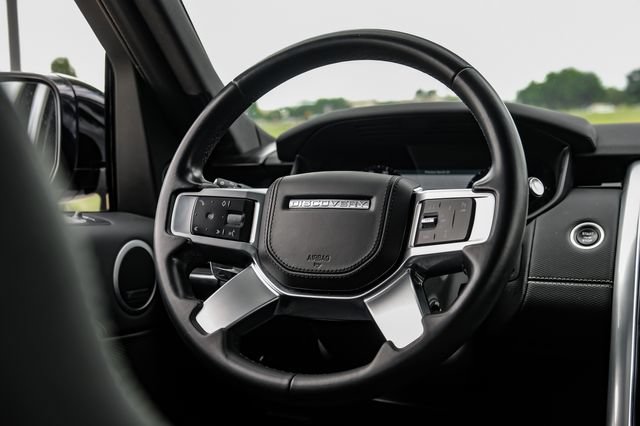 Used 2023 Land Rover Discovery HSE R-Dynamic AWD/4WD image 20
