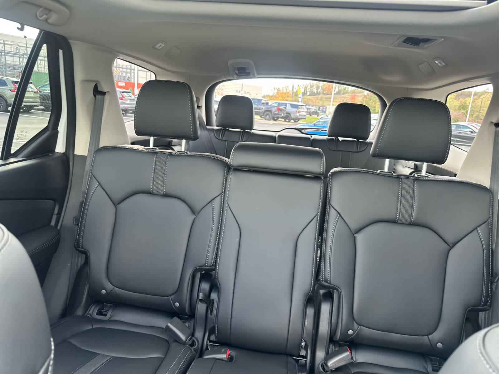 New 2025 Honda Pilot Touring image 43