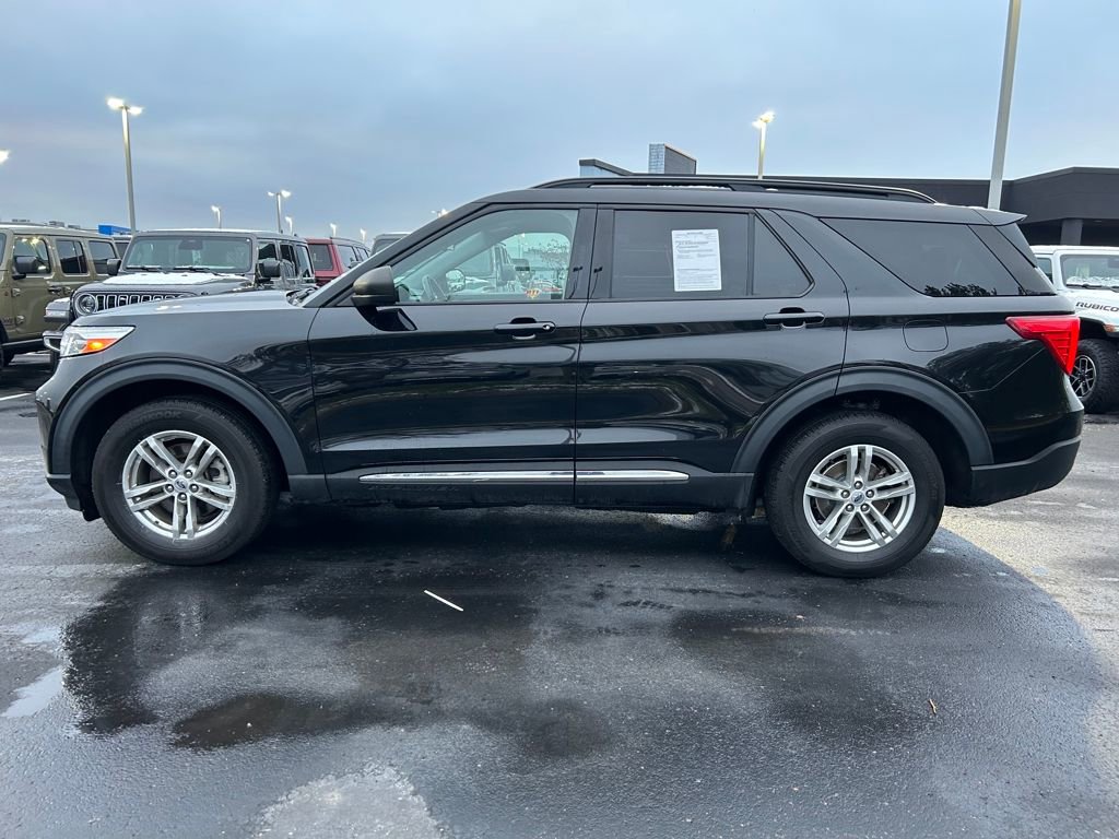 Used 2020 Ford Explorer XLT w/ Equipment Group 202A image 4