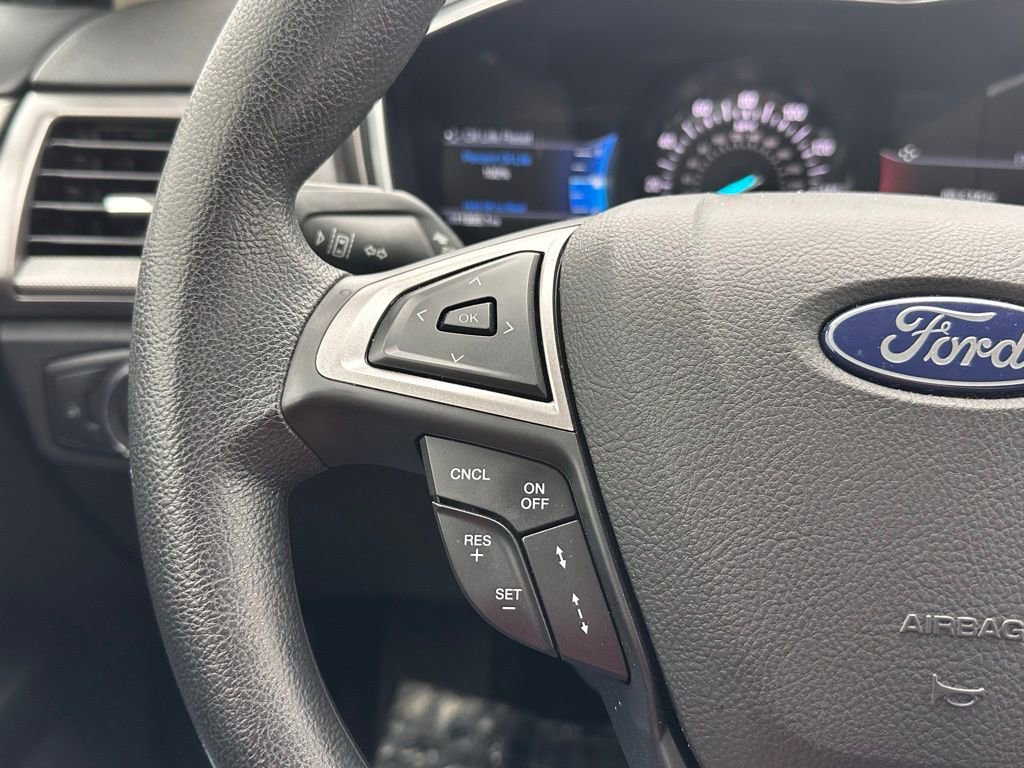 Used 2020 Ford Fusion SE image 28