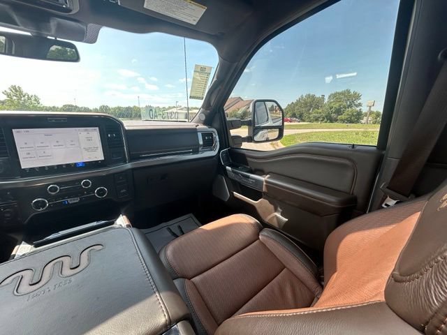 Used 2025 Ford F350 King Ranch w/ Chrome Package AWD/4WD image 69