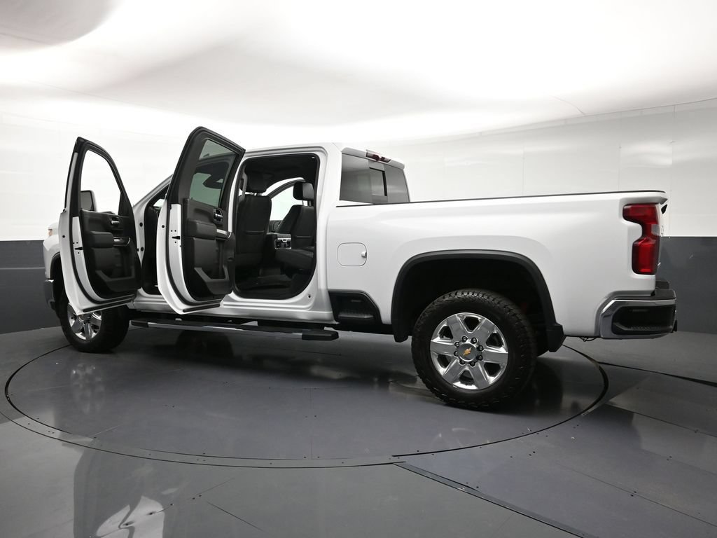 Used 2022 Chevrolet Silverado 2500 LTZ w/ LTZ Plus Package AWD/4WD image 34