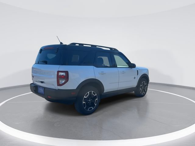Certified 2023 Ford Bronco Sport Outer Banks w/ Tech Package AWD/4WD image 7