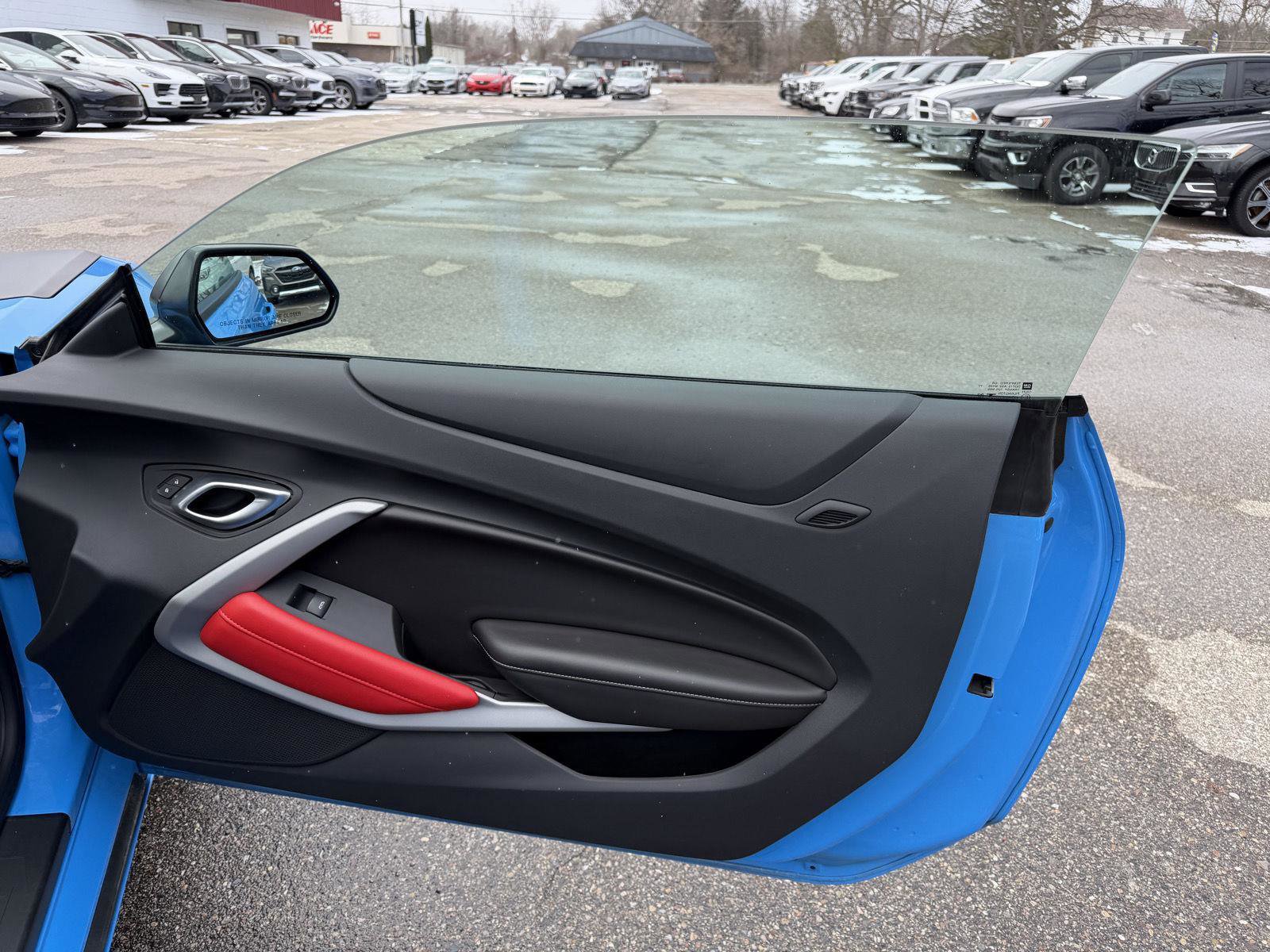 Used 2022 Chevrolet Camaro SS RWD image 28