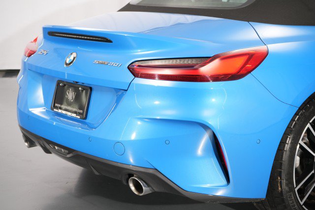 Used 2020 BMW Z4 sDrive30i w/ M Sport Package RWD image 12