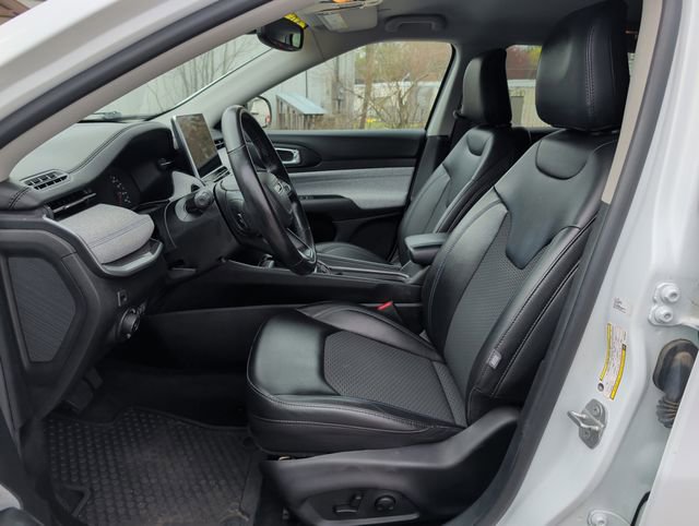 Used 2022 Jeep Compass Latitude w/ Convenience Group image 12