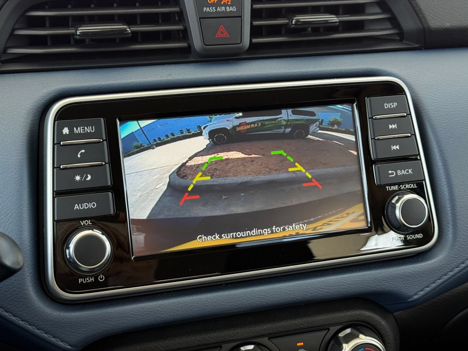 Used 2025 Nissan Versa SV FWD image 20