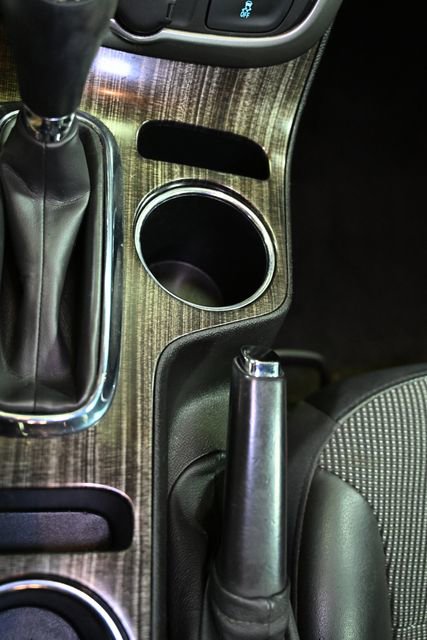 Used 2016 Chevrolet Malibu LT image 23