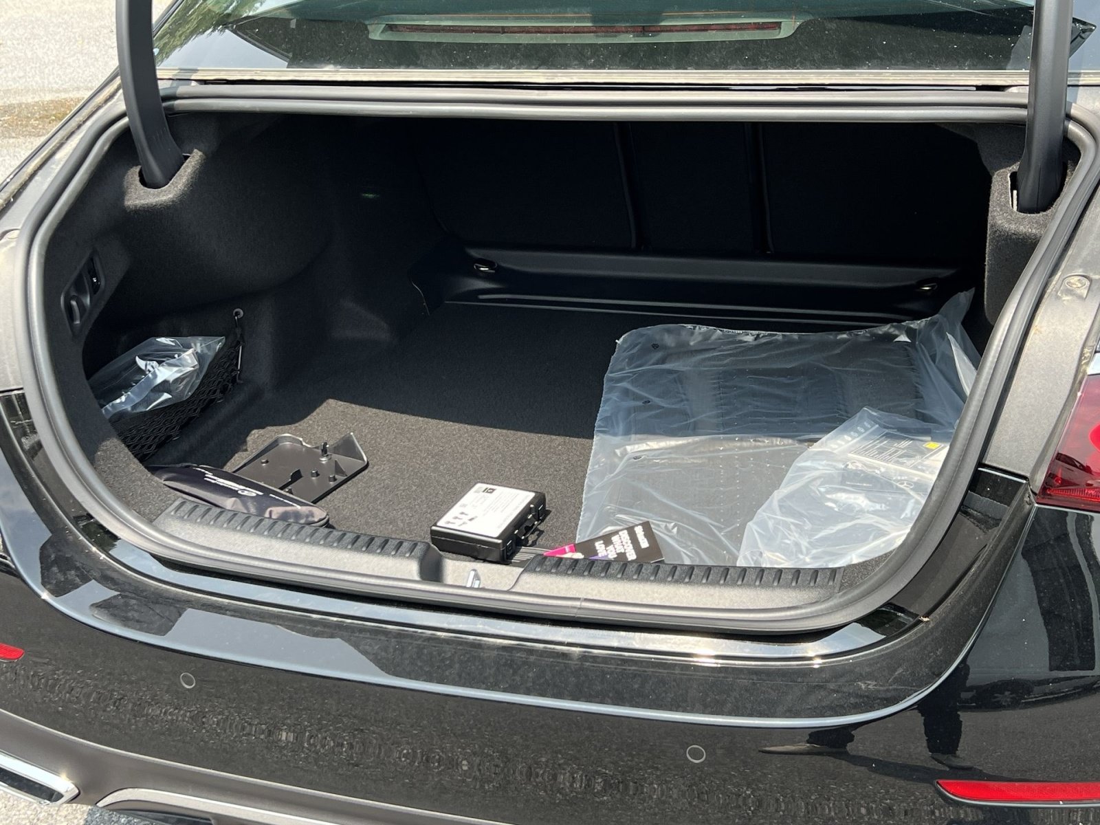 New 2026 Mercedes-Benz E 450 4MATIC Sedan image 31